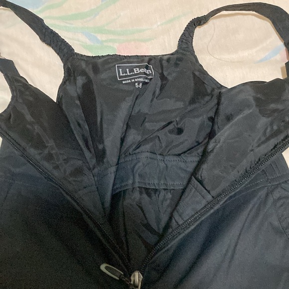 New L.L.Bean Snow Bibs Size 5-6 color Black - Picture 6 of 8